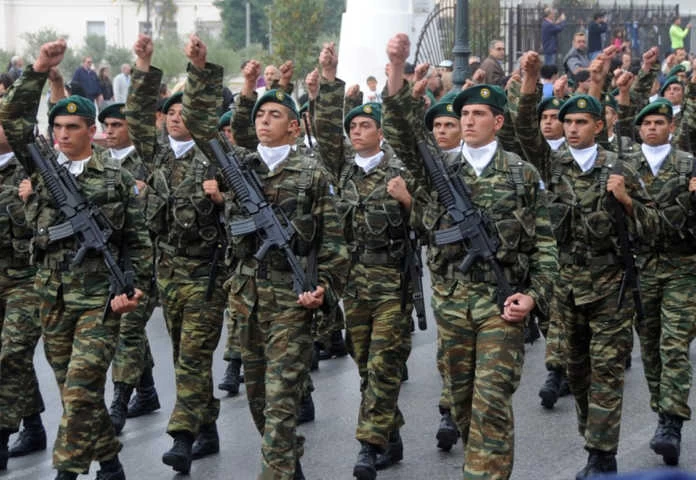 Σε αυτούς εδώ στηρίζεται ο Στρατός μας ...